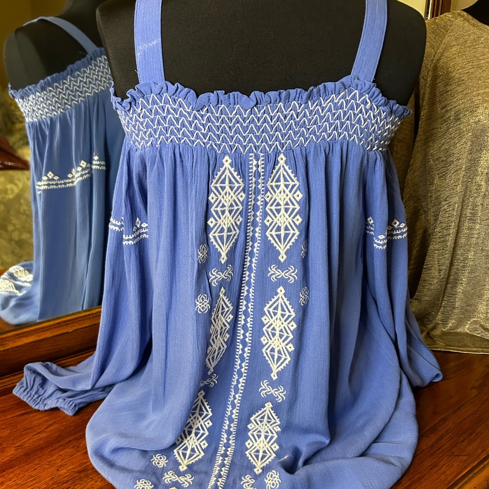 Chico's Blue Sleeveless Smocked Blouse